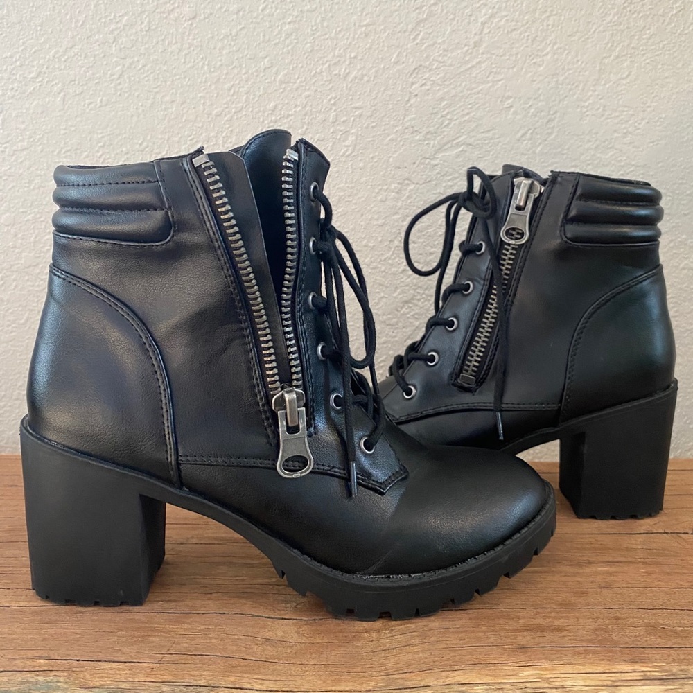 Steve Madden Nydiaa booties